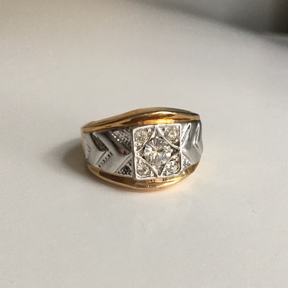Vintage | Mens Keepsake Ring - Picture 7 of 9